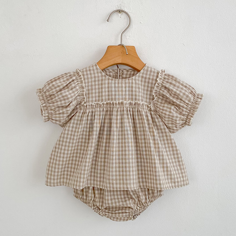 สาวแฟชั่นฤดูร้อนชุดเด็กปักตารา - Baby Clothing Bundles บทวิจารณ์และราคา